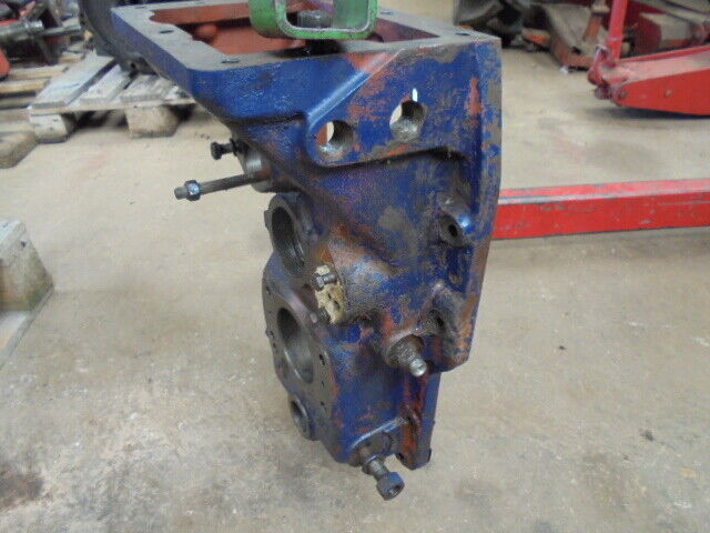 for, Leyland 245 Rear Hydraulic Housing - Good Condition