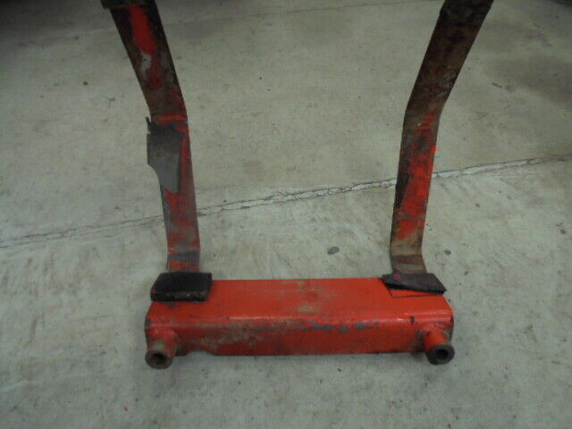 for, David Brown 1490 Diesel Tank Mounting Straps & Bracket in Good Condition