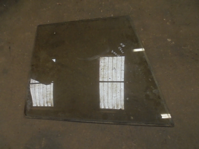 David Brown 1390, 1490 Right Hand Top Door Glass