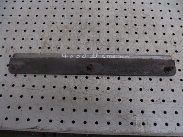 for, Ford 4600-7610 Q Cab RH Side Glass Top Hinge in Good Condition