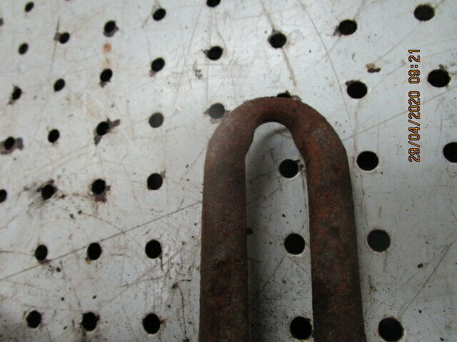 Ford 6610 Hydraulic Arm Stabiliser Chain Assembly in Good Condition