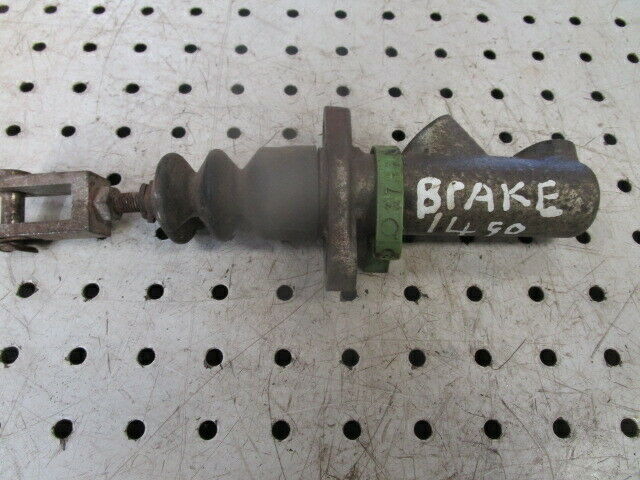 for, David Brown 1490,1494 Brake Master Cylinder in Good Condition