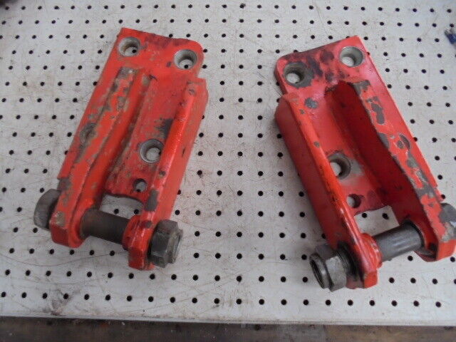 for, David Brown 1490 Hydraulic Arm Mounting Brackets & Pins - Good Condition