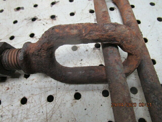 Ford 6610 Hydraulic Arm Stabiliser Chain Assembly in Good Condition