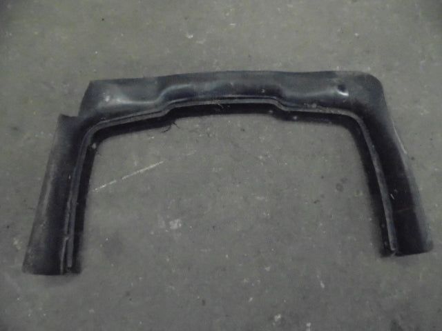 Ford New Holland 4830, 5030 Bonnet Rear Rubber Strip By Windscreen