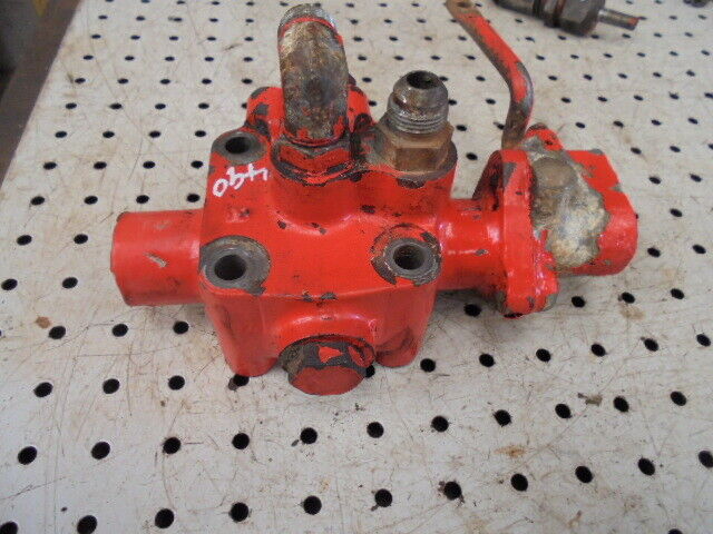 for, David Brown 1490 Hydraulic Isolator Valve - Good Condition