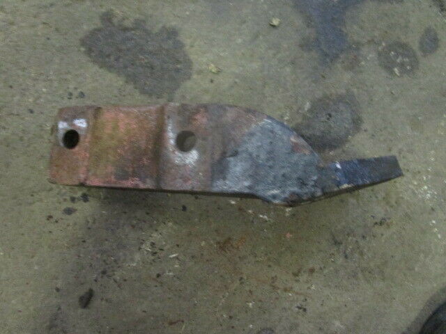 for, CASE IH 685, 784 Hydraulic Arm Stabiliser Bracket LH in Good Condition