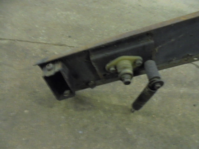 David Brown 1490 Front Grill Mounting Frame And Side Panels