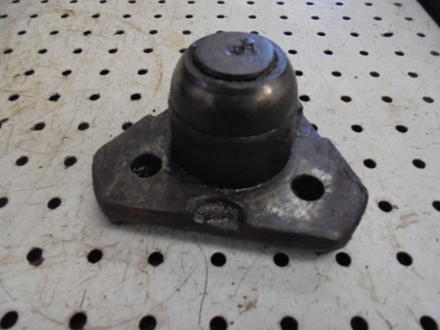 David Brown 1394 4wd Front Axle Lower Swivel Housing Pin