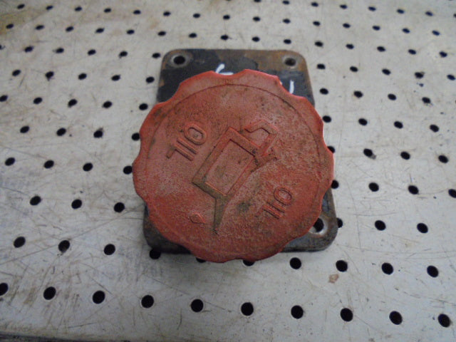 David Brown 1494 1394 Rear Axle Oil Filler Cap And Housing