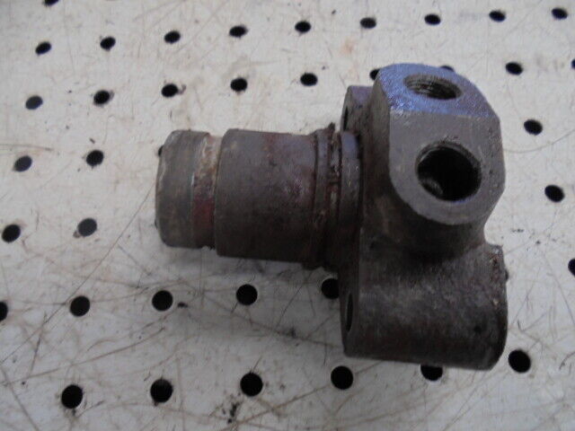 for, David Brown 1394 Brake Slave Cylinder - Good Condition