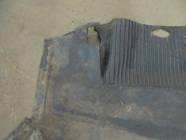 for, David Brown 1490 Cab Floor Mat - Good Condition