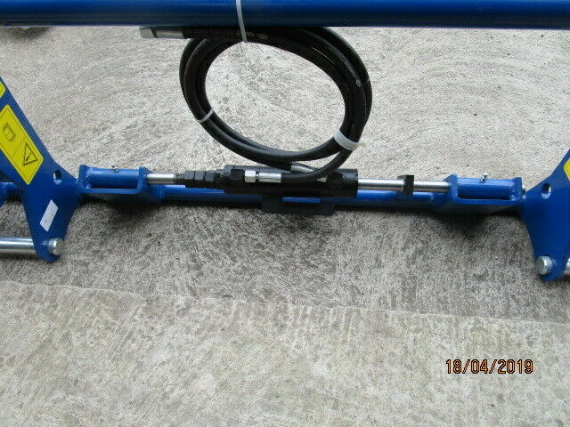 Euro 8 Bracket Loader Headstock Hydraulic Lock