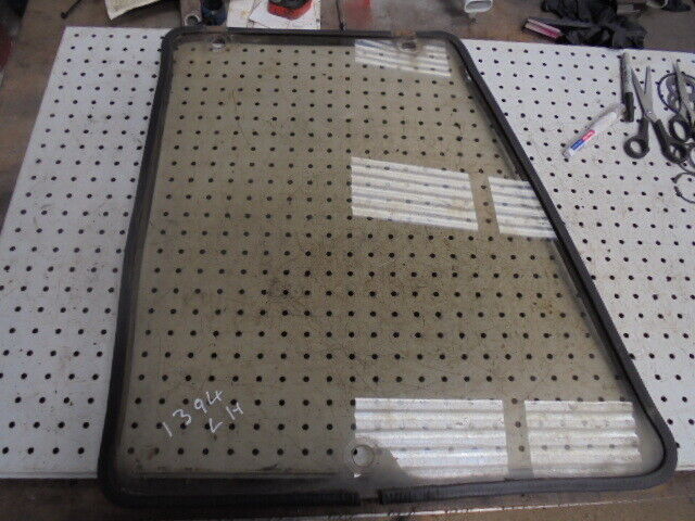 for, David Brown 1394 LH Side Glass & Rubber Sealer in Good Condition