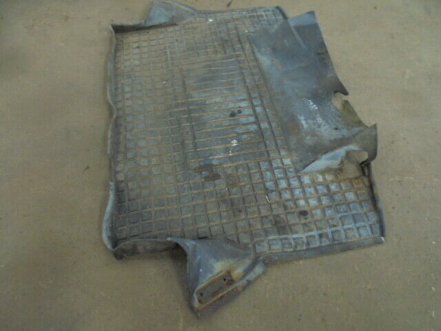 for, David Brown 1490 Cab Floor Mat - Good Condition