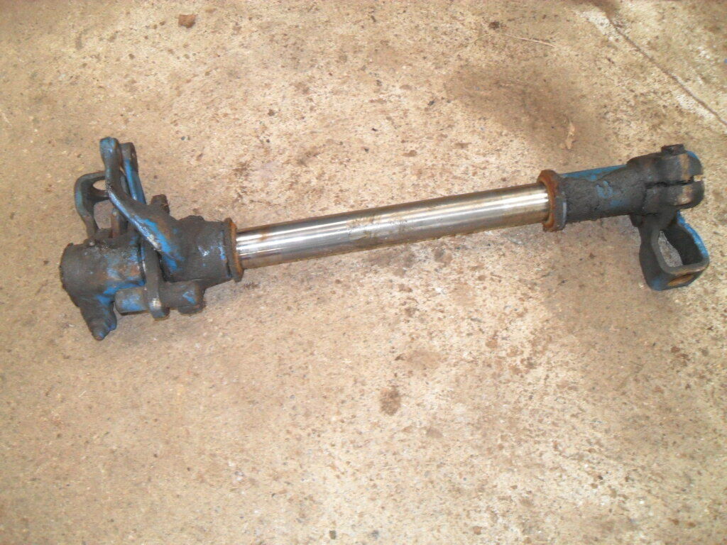 Ford 4600 Q Cab Brake Cross Shaft Assembly – Gwynedd Farm Machinery Ltd