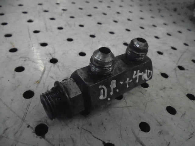 For FORD 6610 7610 Hydraulic Adaptor on Hydraulic Pump