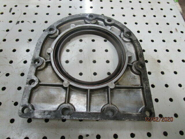 Case IH 584,684 Engine Rear Main Oil Seal Housing in Good Condition ...