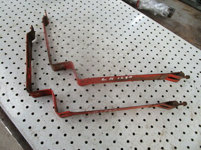 for, David Brown 1290 LH Diesel Tank Straps - Pair 