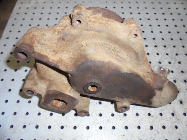 for, Ford 4610 Engine Water Pump & Housing in Good Condition