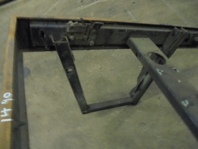 David Brown 1490 Front Grill Mounting Frame And Side Panels