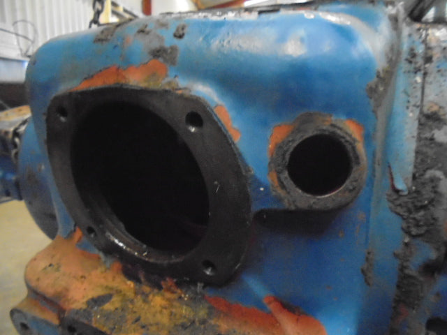Ford New Holland 6610 4wd Rear Axle Centre Housing With Trumpet Housings, Crown Wheel, And Pinion
