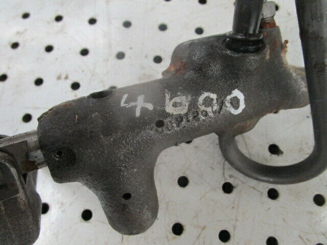 for, Ford 4600 PTO Control Valve Assembly in Good Condition