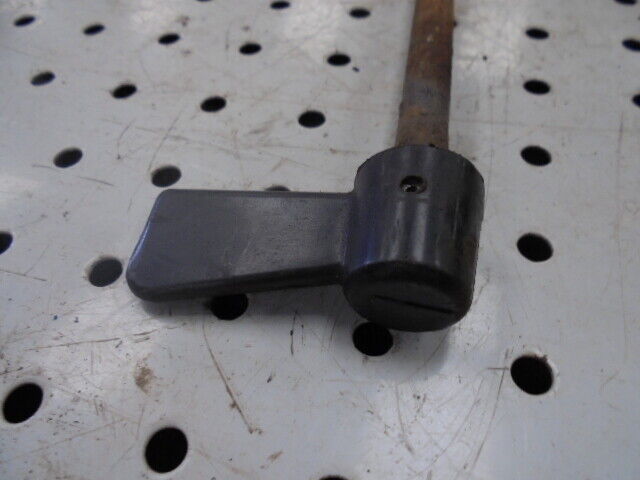 for, David Brown 1490 Hydraulic TCU Selector Rod in Good Condition