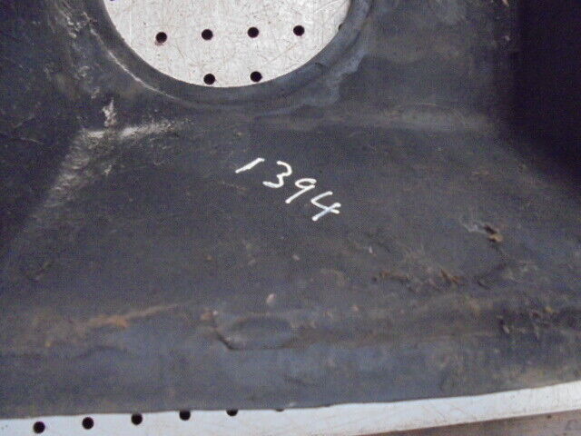 for, David Brown 1394 Cab Rubber Floor Cover in Good Condition