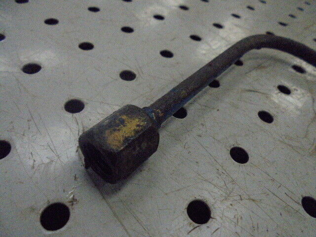 for, Ford 5030 Hydraulic Auxilliary Spool Valve Sensing Pipe in Good Condition